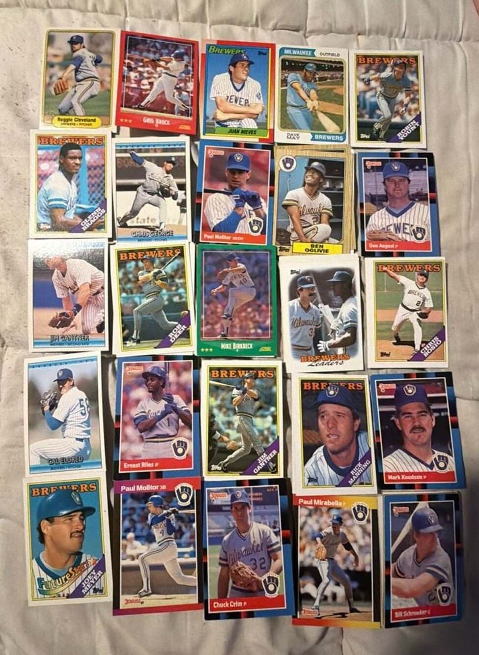 63 Milwaukee Brewers Baseball Card Lot 1970s 80s 90s Molitor Yount